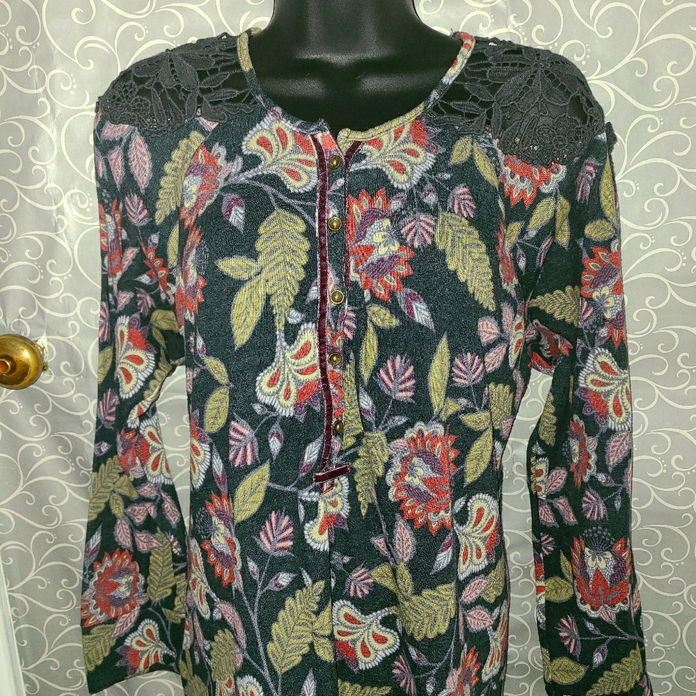 Vintage America Floral Women's Fiona Sweater Open